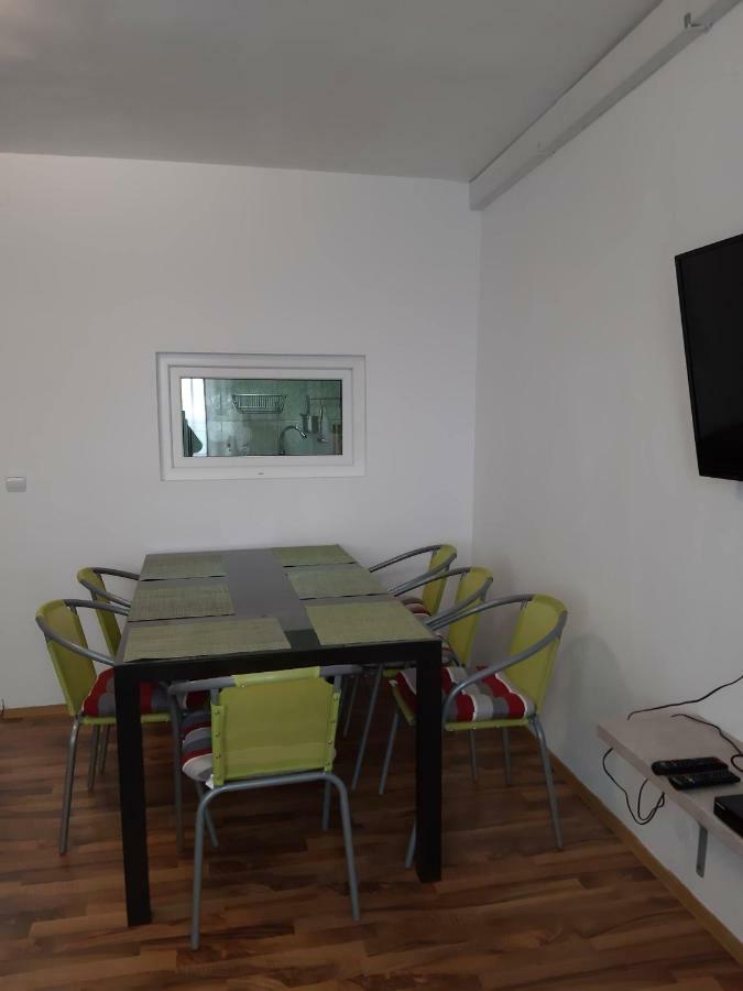 Apartament 2 Camere Sulina Exterior photo